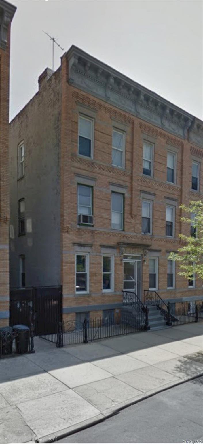 6436 Madison Street Property Photo 1