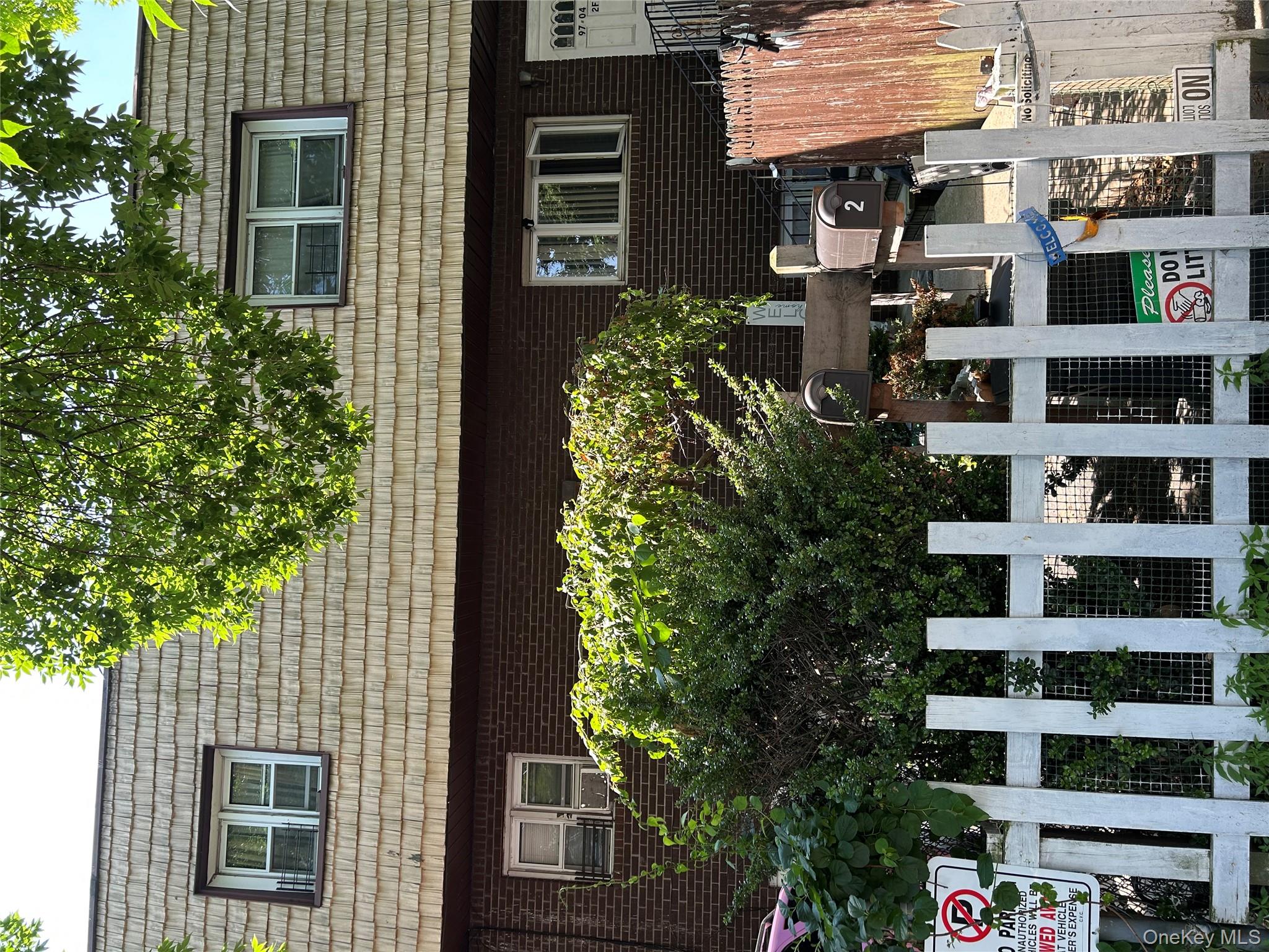 9704 Pitkin Avenue Property Photo 2