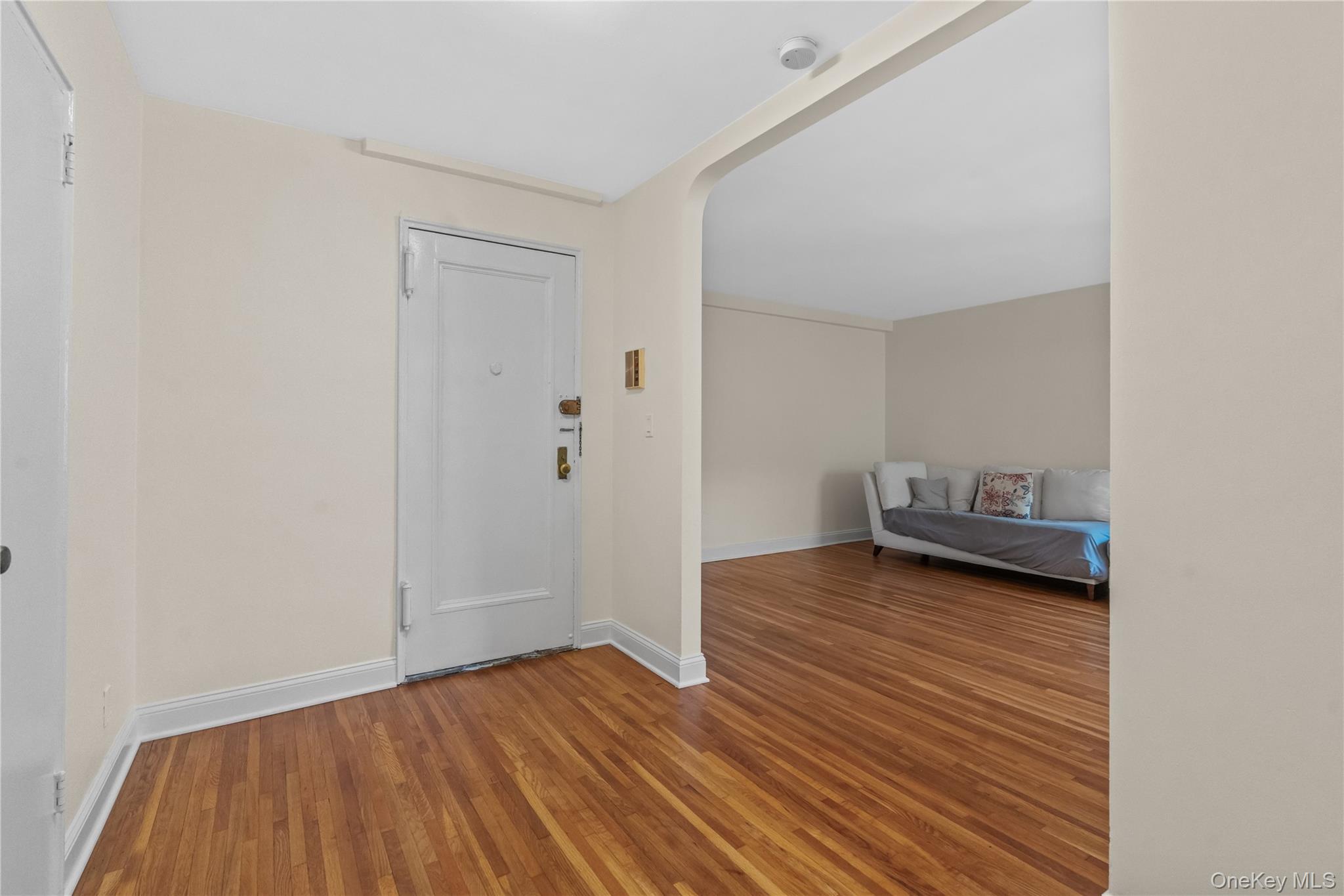 142 Garth Road 4q Property Photo 2