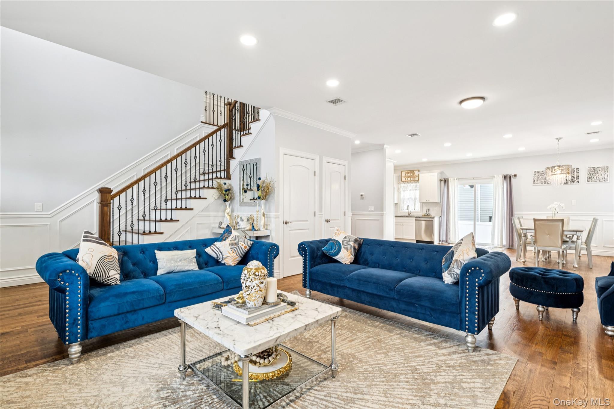 2162 Seamans Neck Road Property Photo 5