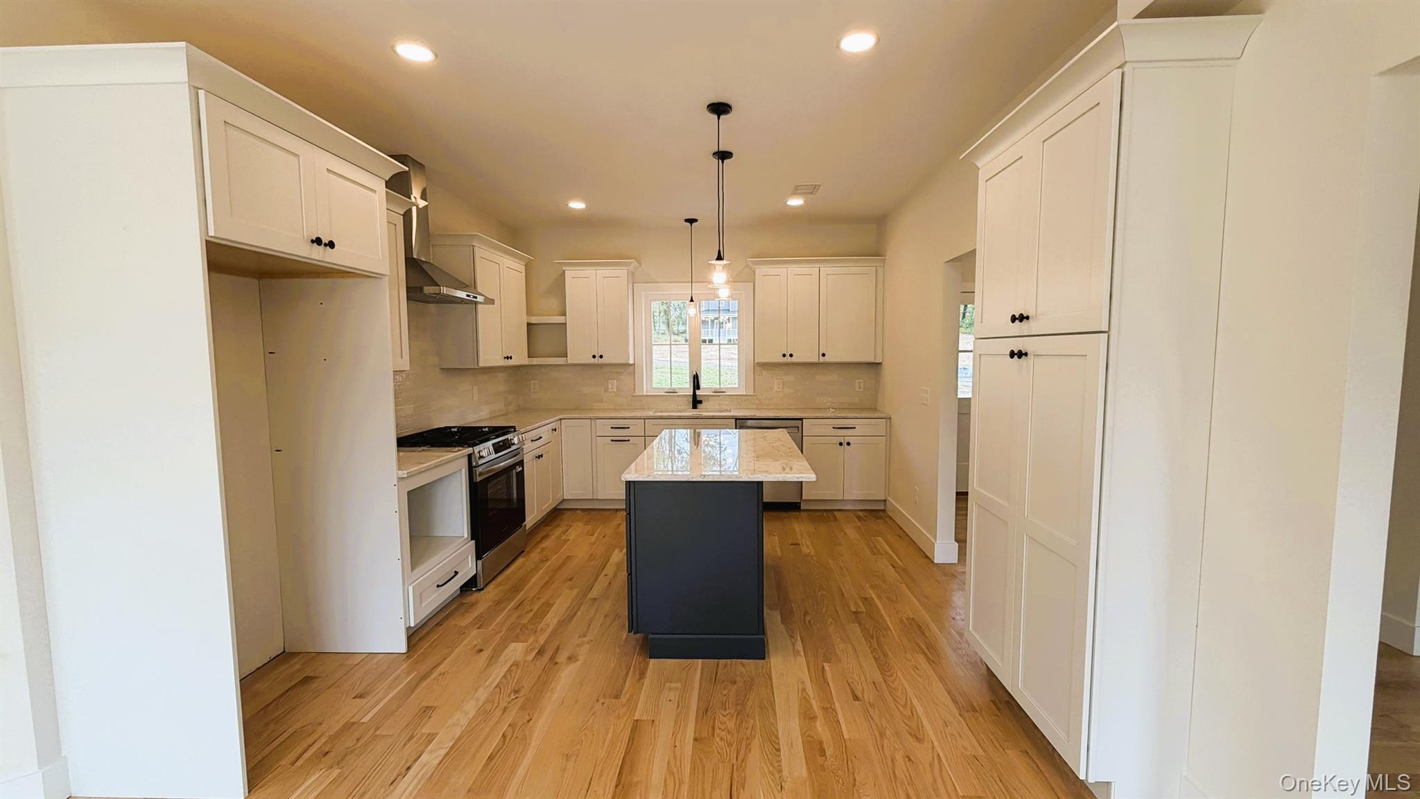18 Sunset Lane Property Photo 8