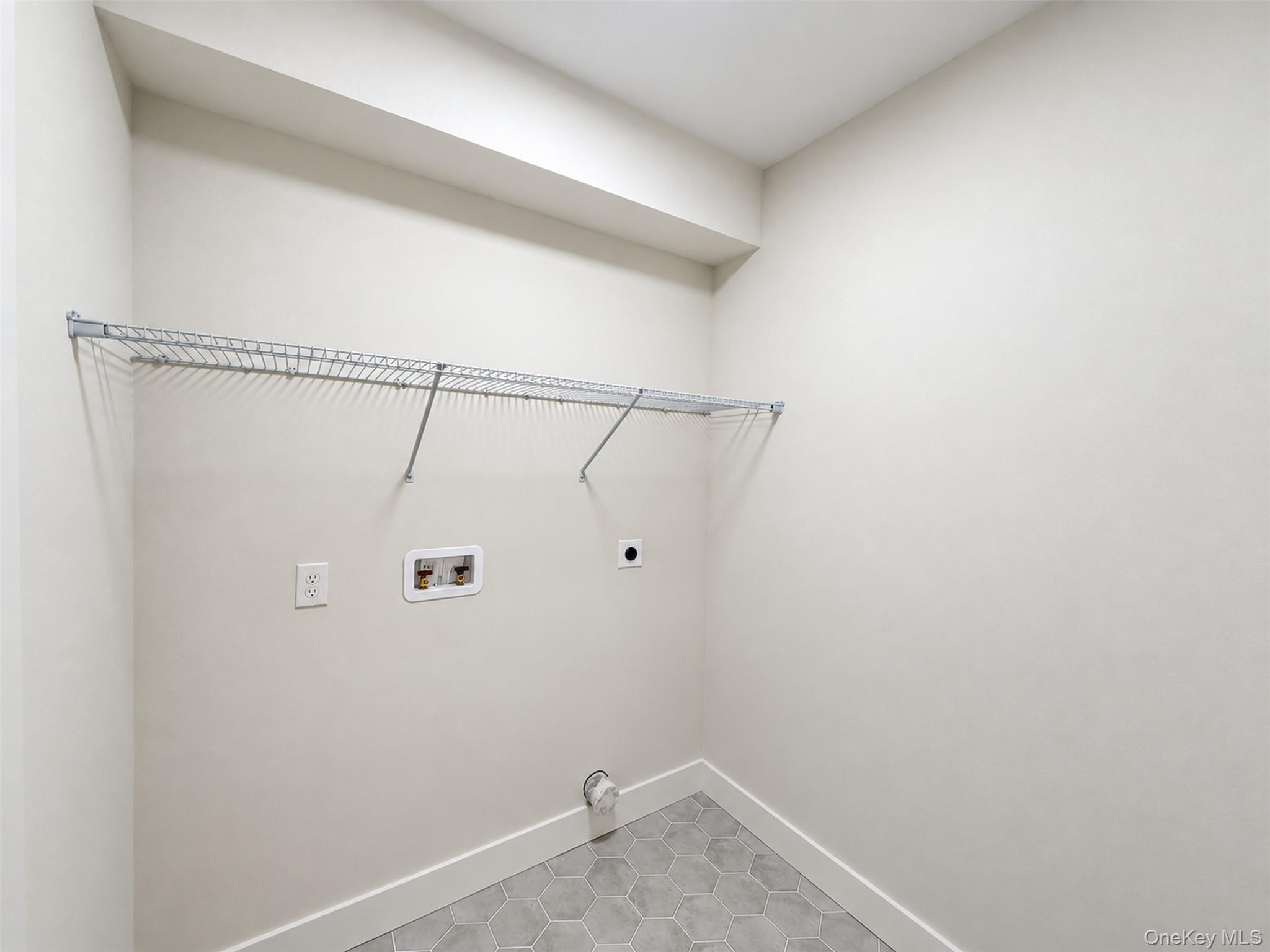 18 Sunset Lane Property Photo 10
