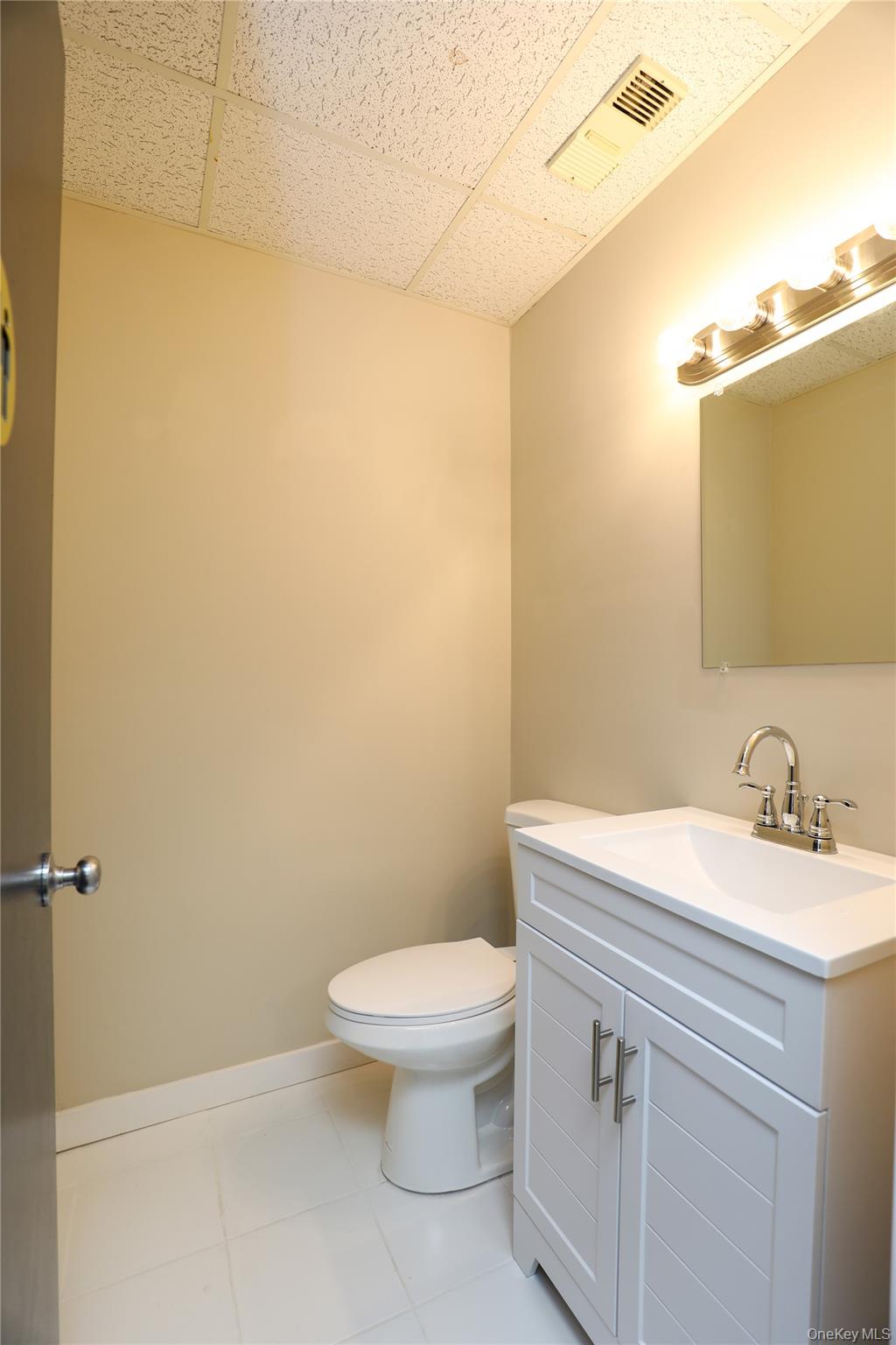 138 Pine Street Suite 150 Property Photo 8