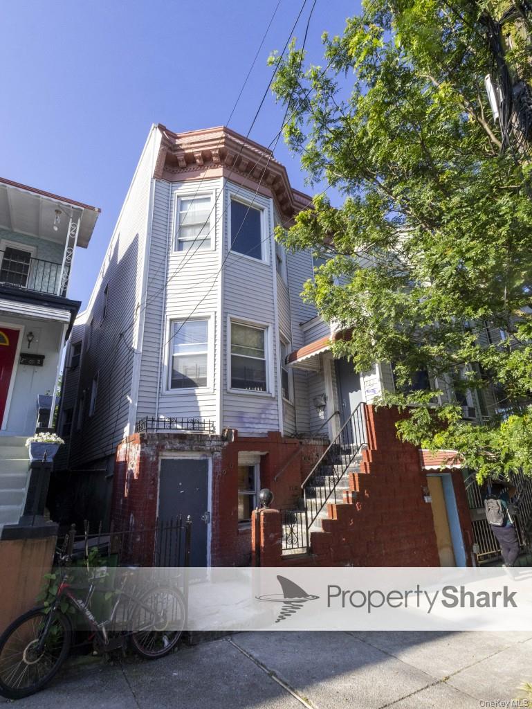760 Van Nest Avenue Property Photo 1