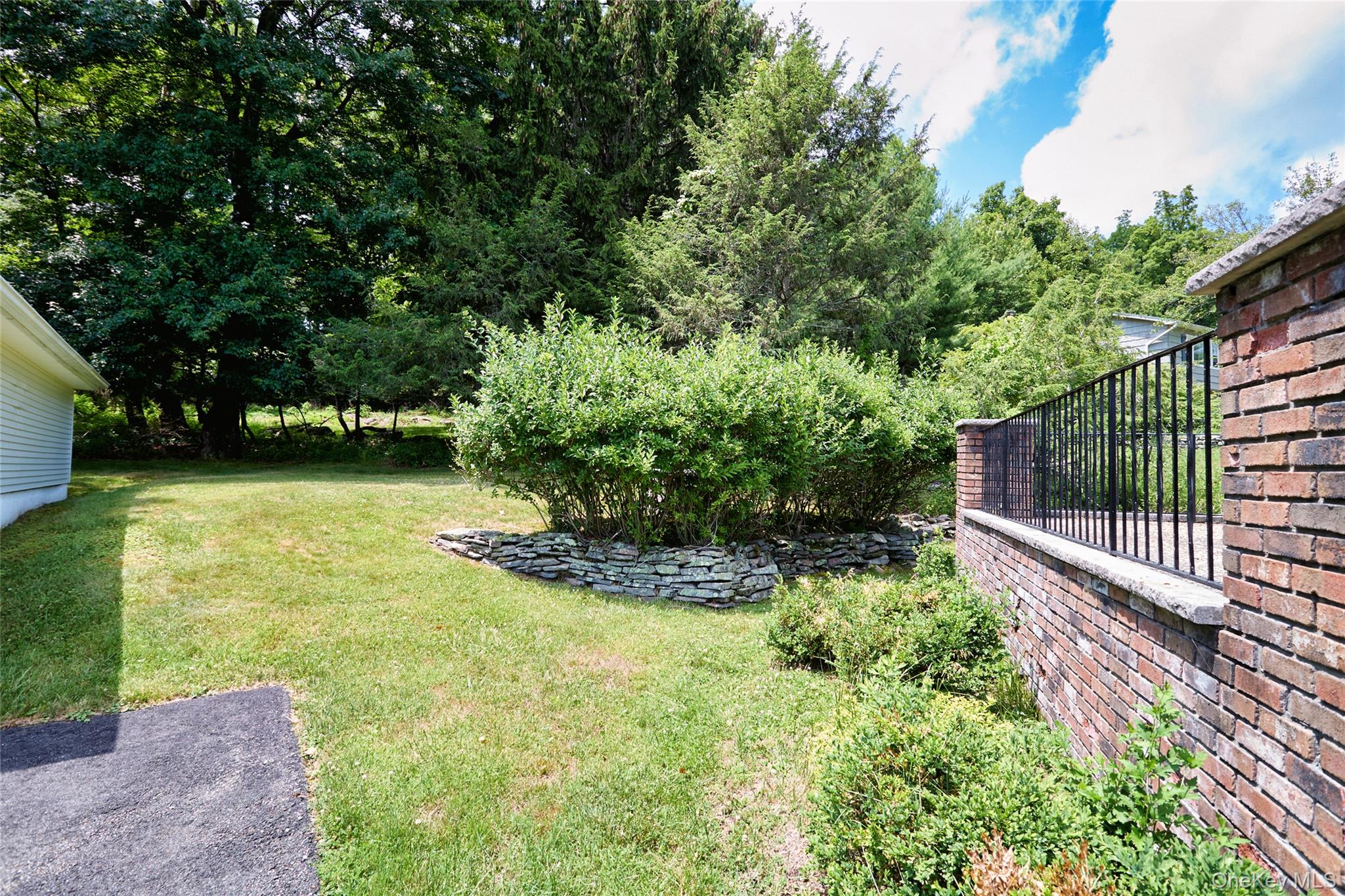 43 Sunset Terrace Property Photo 3