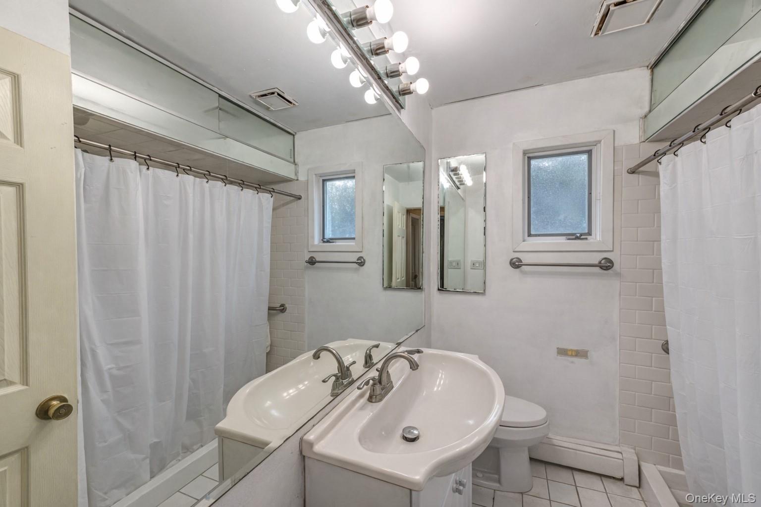 14 Willoughby Place Property Photo 10