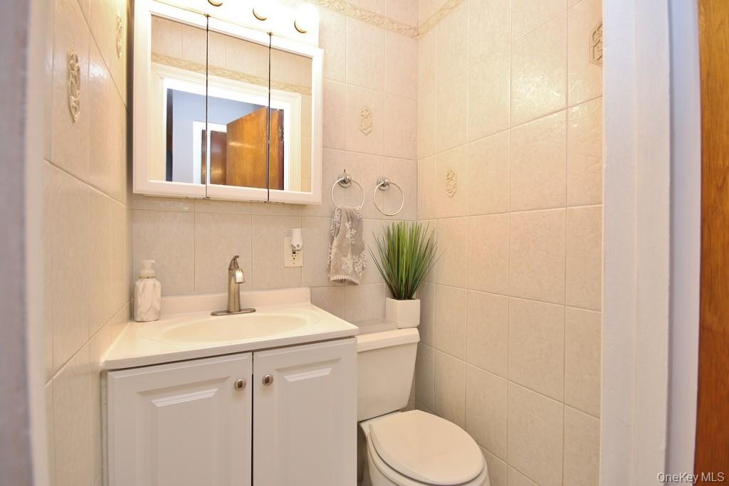 423 Parkview Avenue Property Photo 8