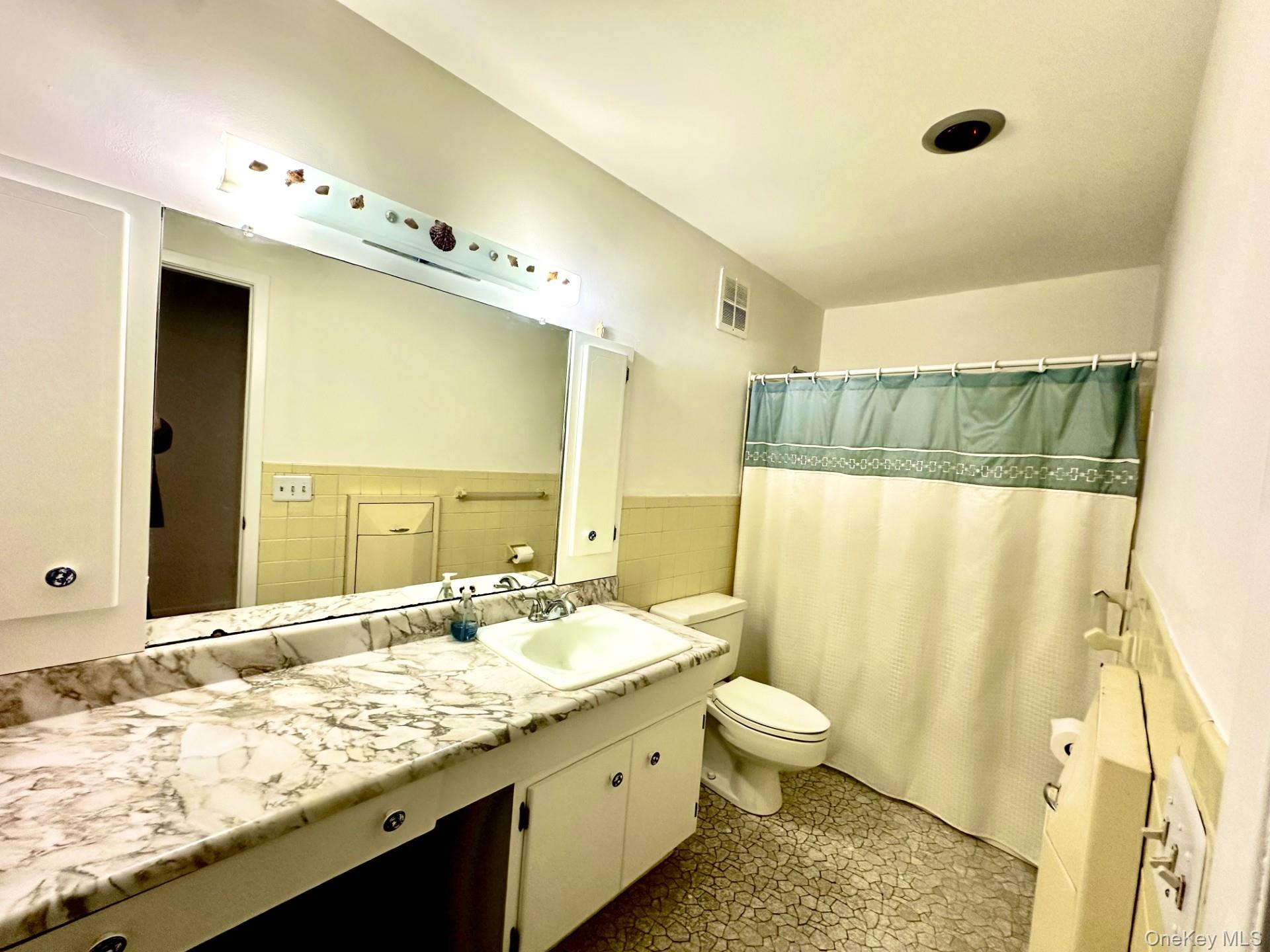 1840 Crompond Road 4a3 Property Photo 8