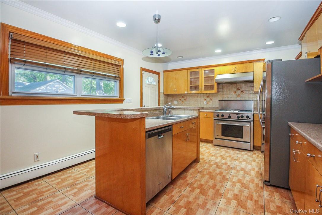 237 Coligni Avenue Property Photo 11