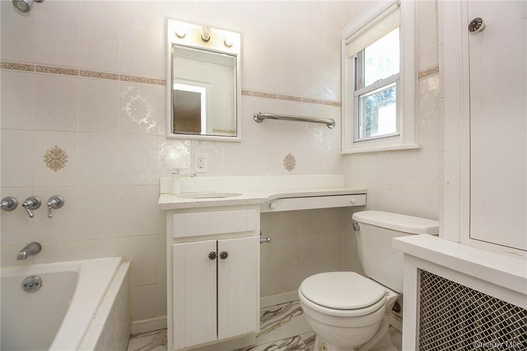 237 Coligni Avenue Property Photo 21