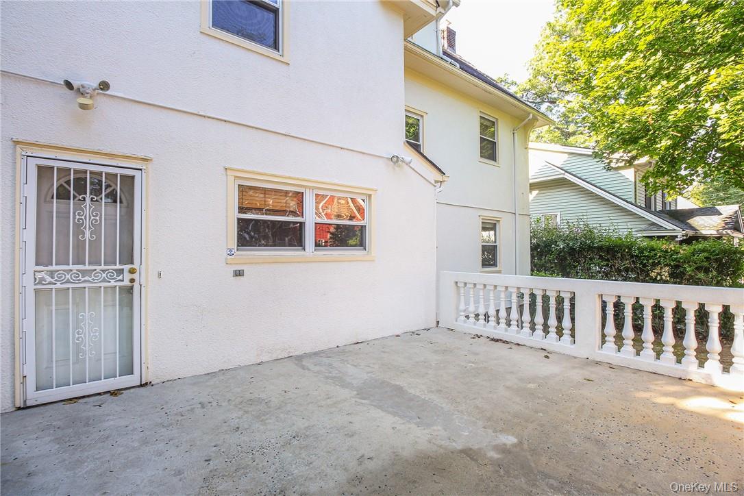 237 Coligni Avenue Property Photo 34