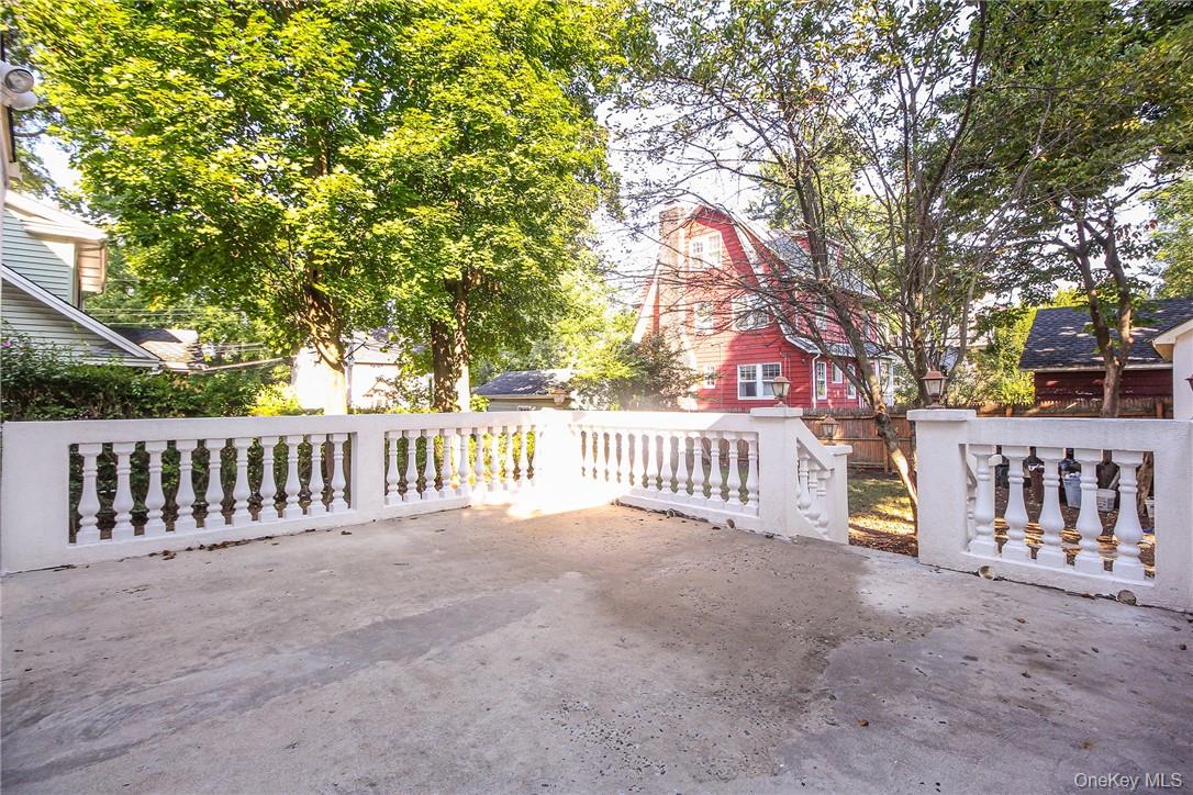237 Coligni Avenue Property Photo 35