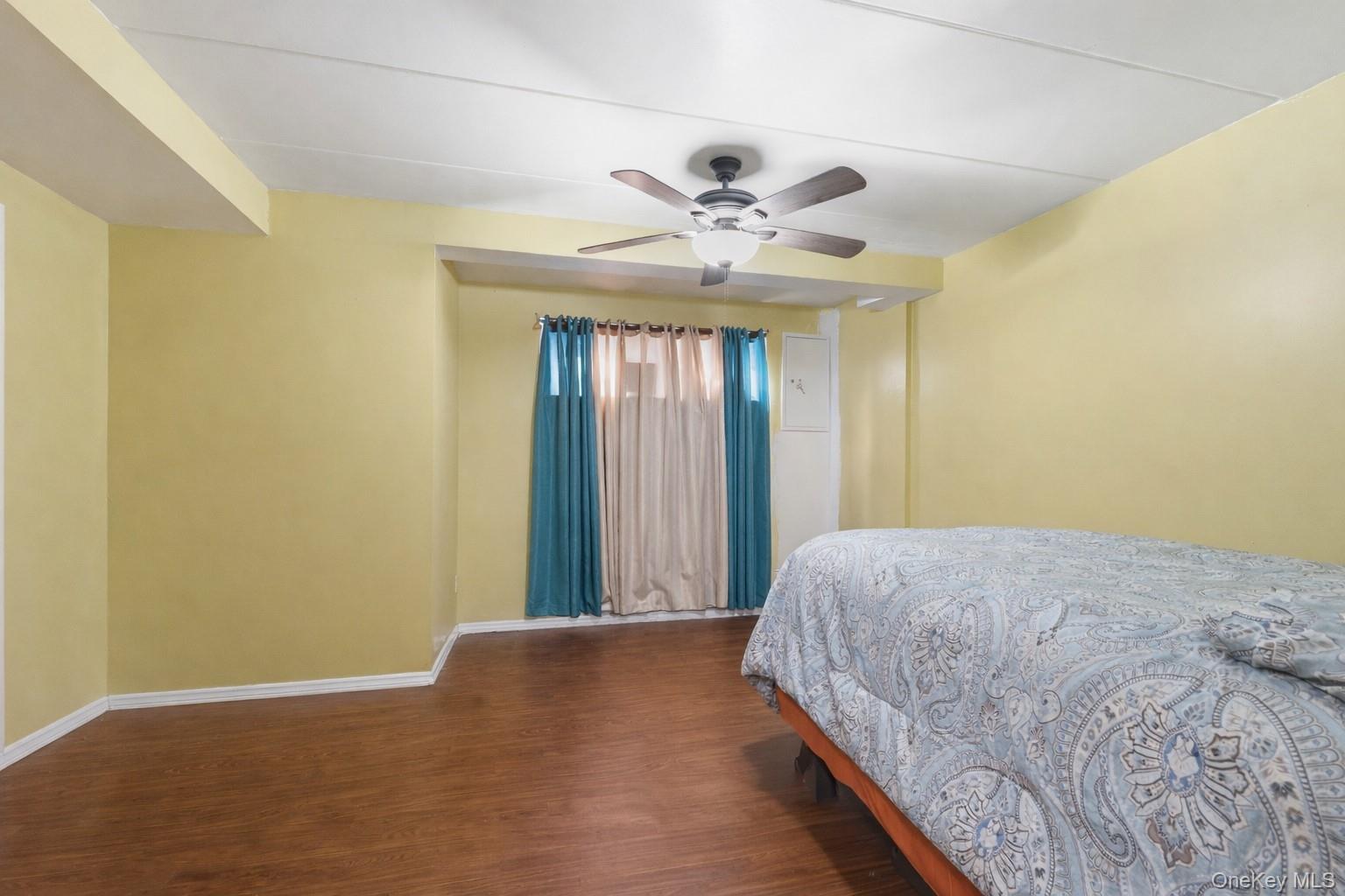 863 Home Street Property Photo 14