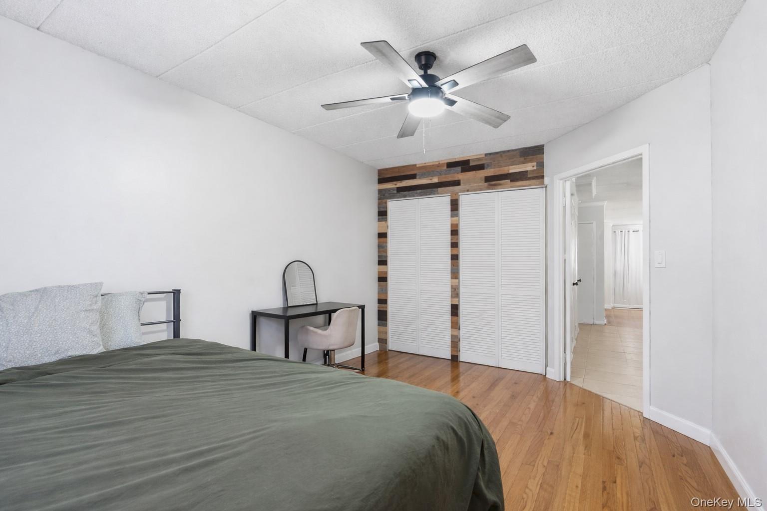 863 Home Street Property Photo 25