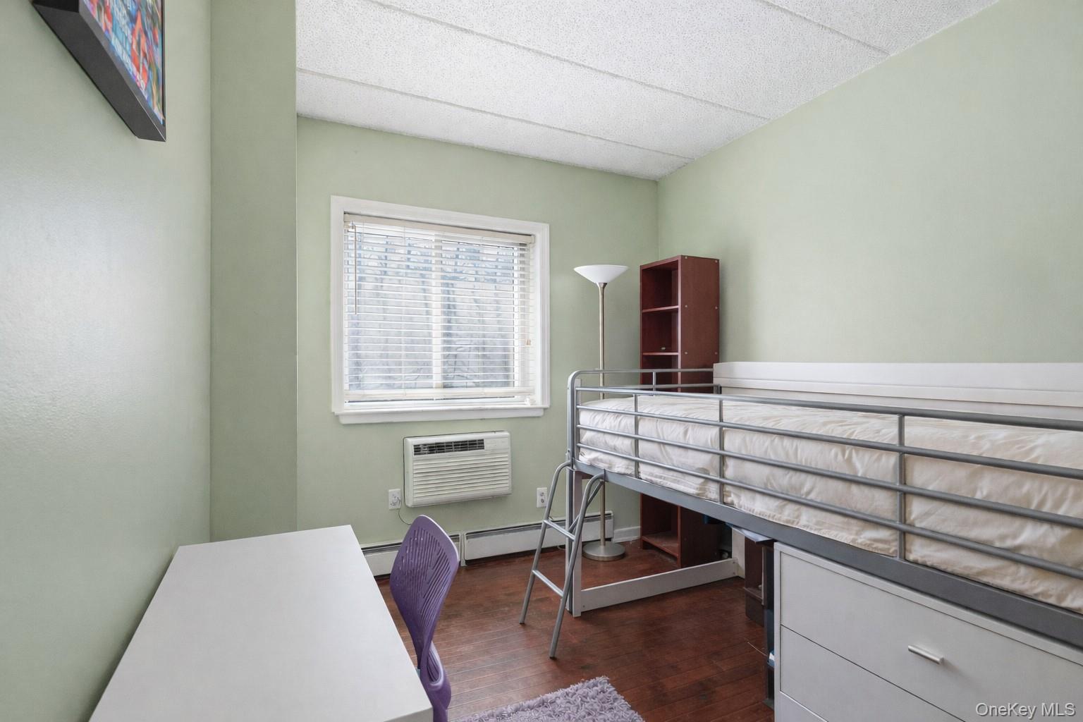863 Home Street Property Photo 35