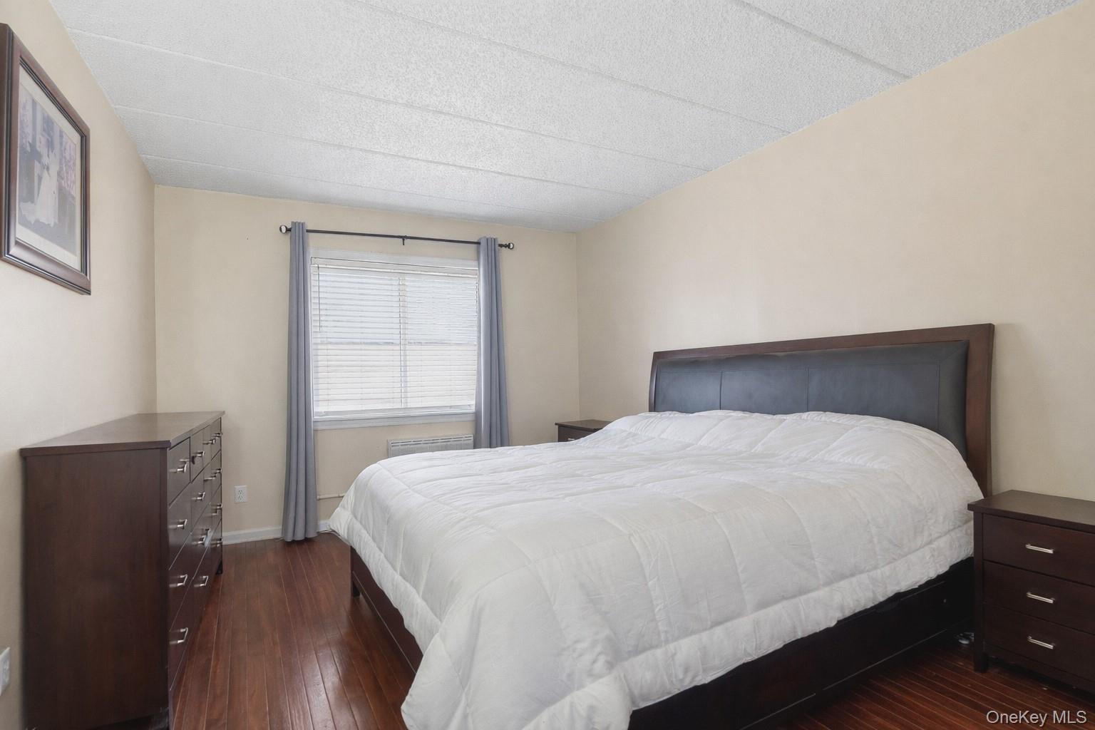 863 Home Street Property Photo 39