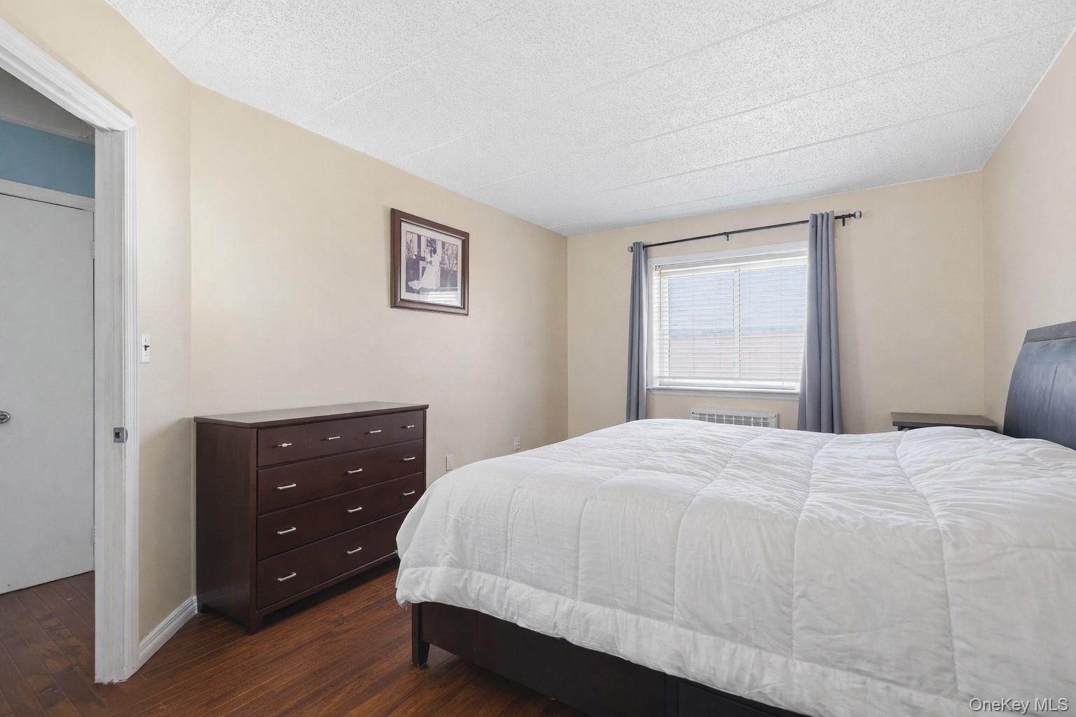 863 Home Street Property Photo 40