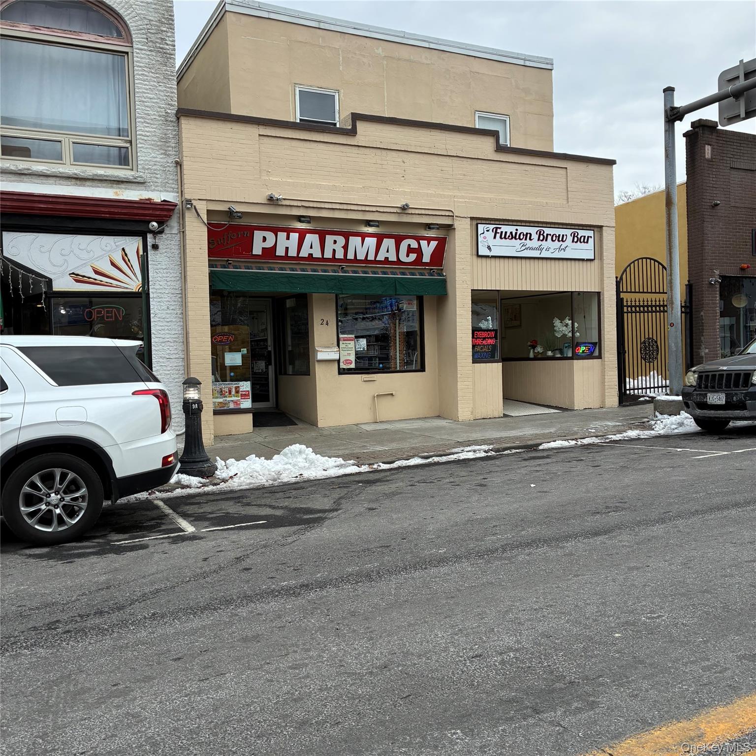 24 Lafayette Avenue Property Photo 1