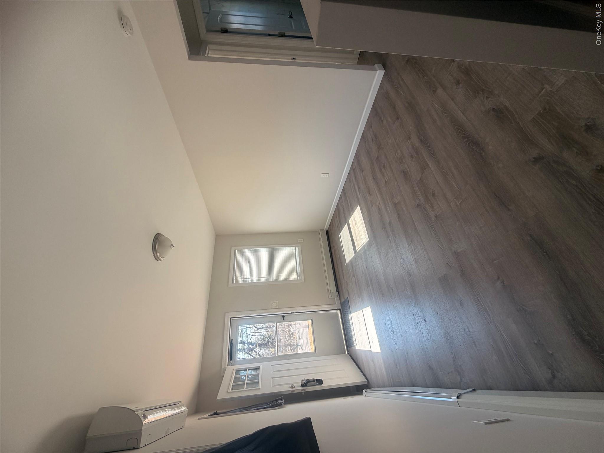 629 Lakeway Drive Property Photo 2
