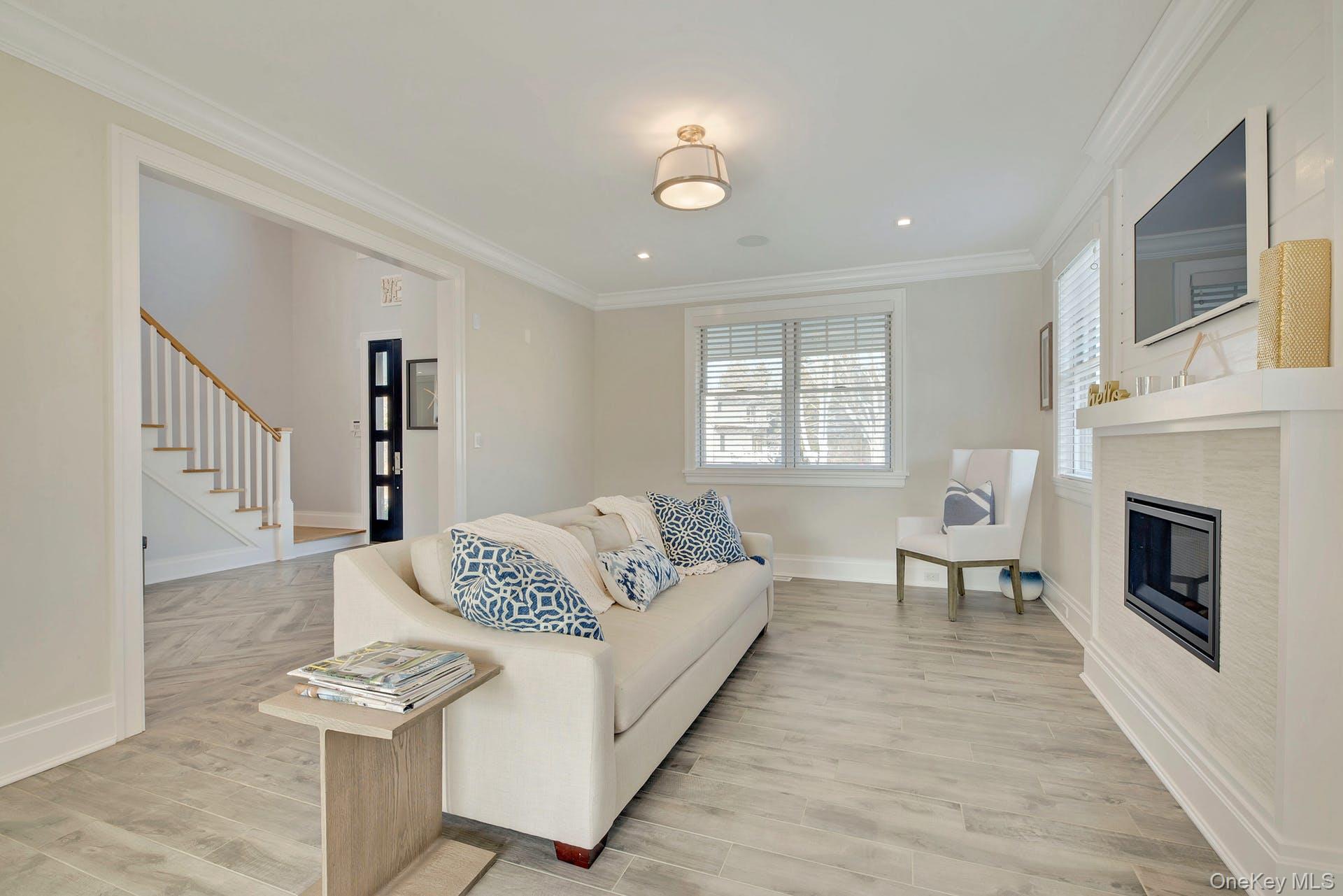 165 Marine Place Property Photo 4