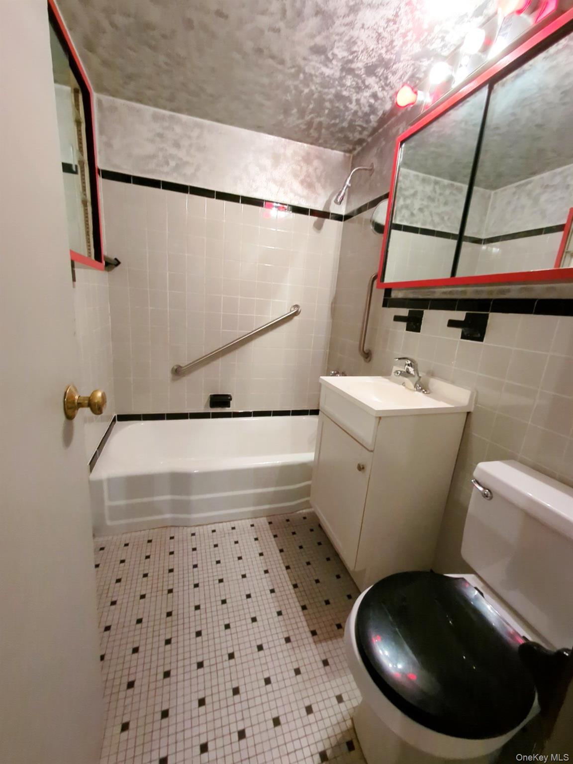 139 E 33rd Street 12a Property Photo 7