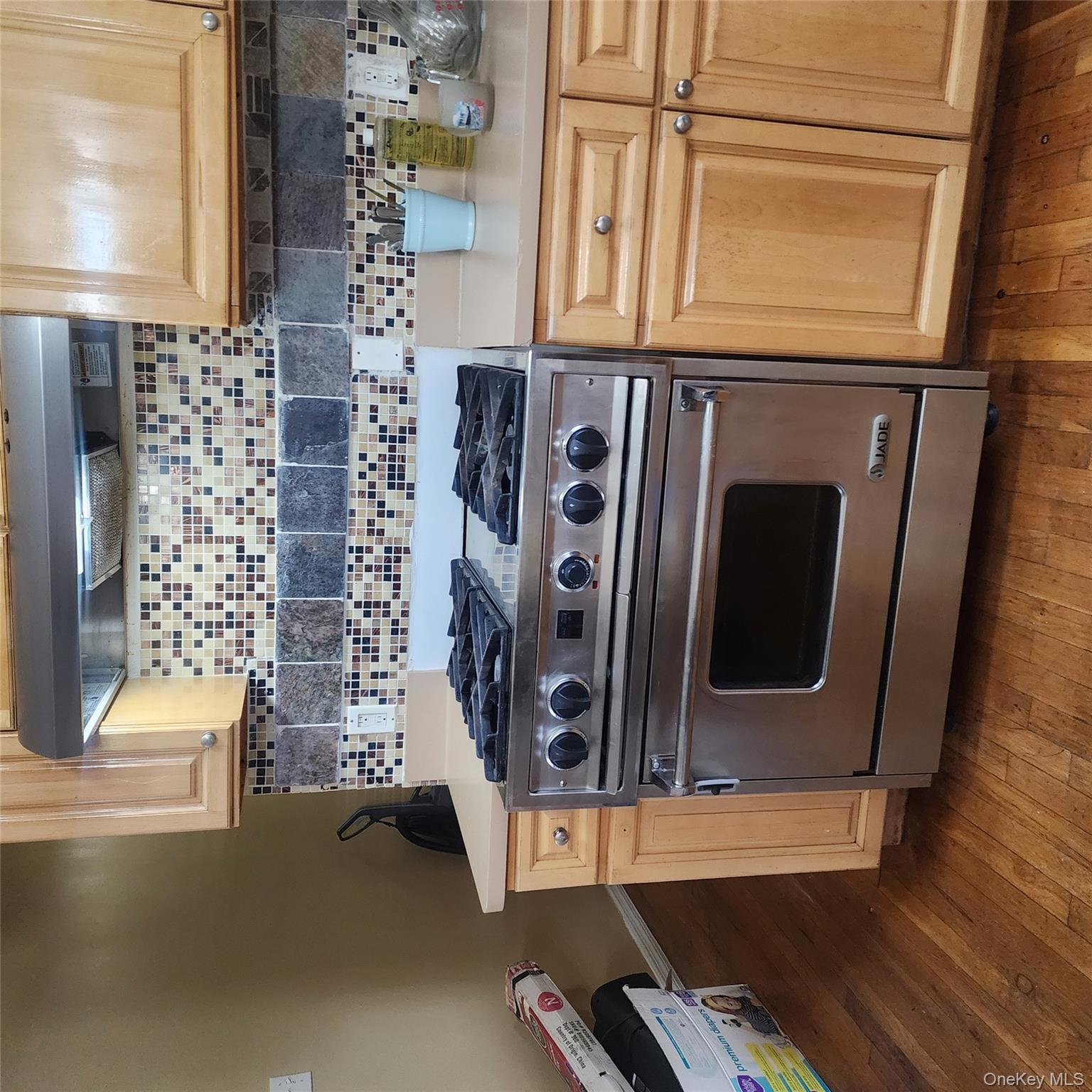 933 Tilden Street Property Photo 12