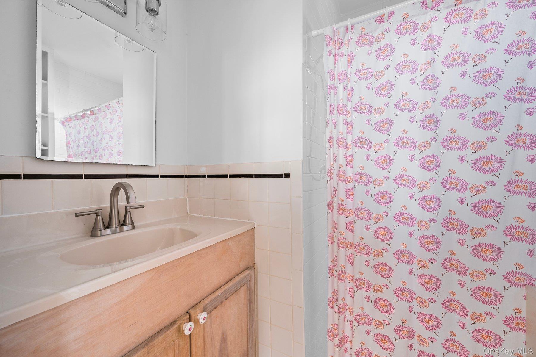 654a Dune Road Property Photo 32