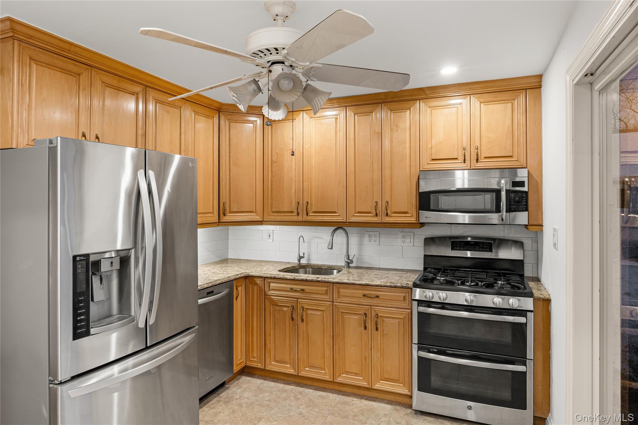 3451 3rd Street Property Photo 17