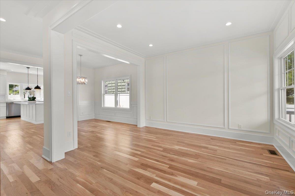 51 Willis Avenue Property Photo 9