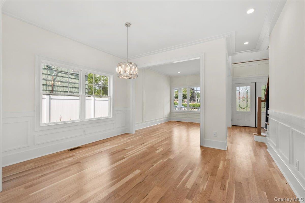 51 Willis Avenue Property Photo 12