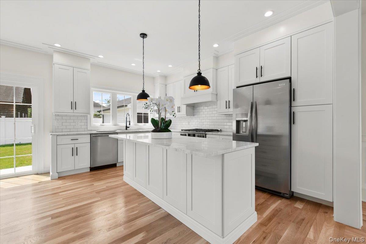 51 Willis Avenue Property Photo 15