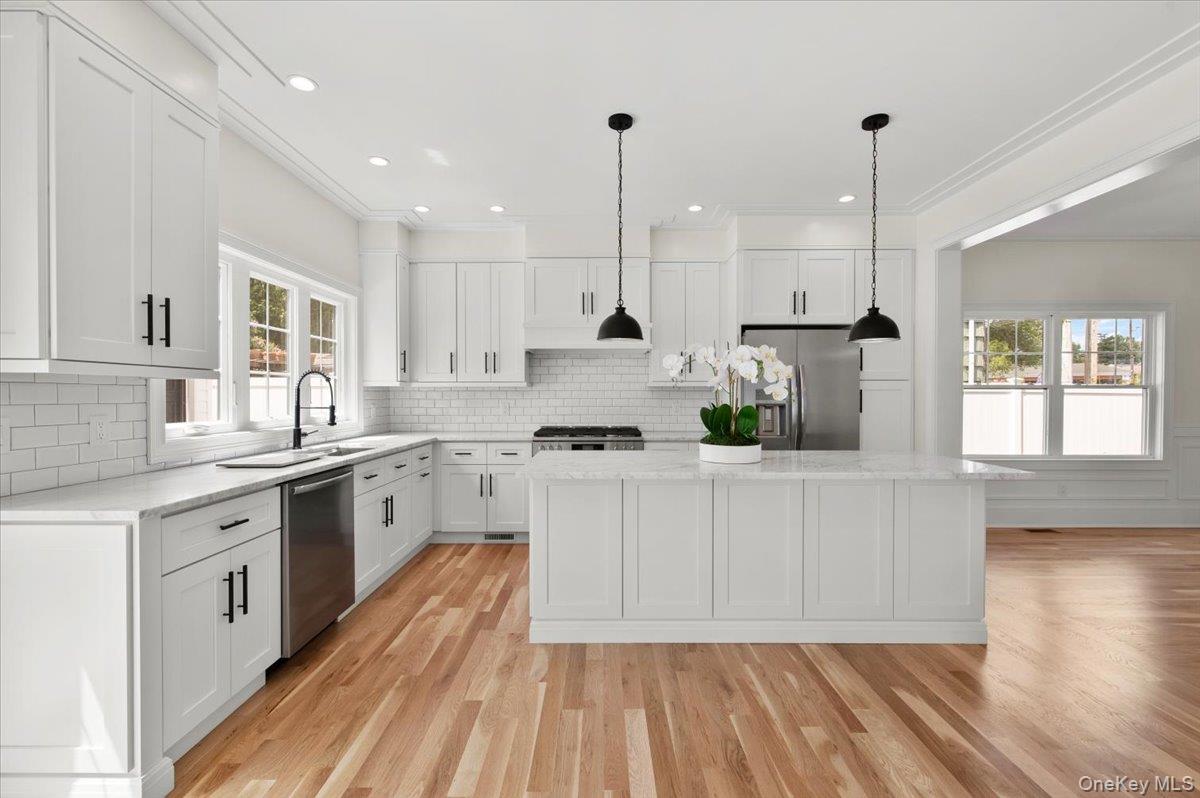 51 Willis Avenue Property Photo 16