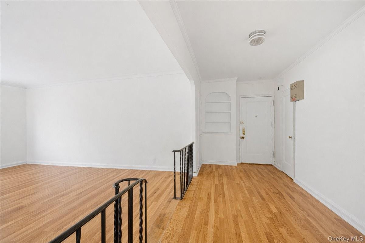 2506 Davidson Avenue 6a Property Photo 3