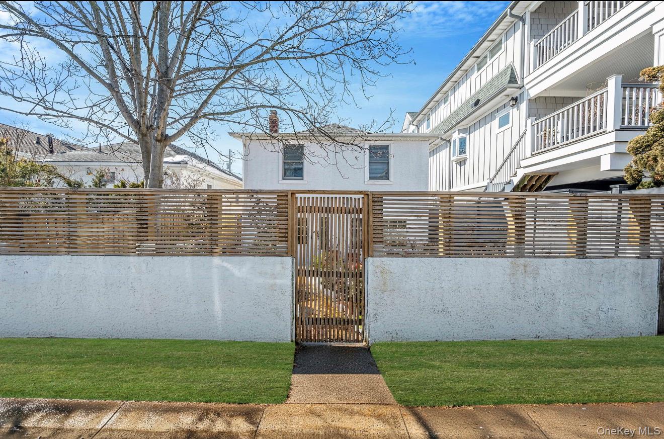 74 Brookline Avenue Property Photo 31