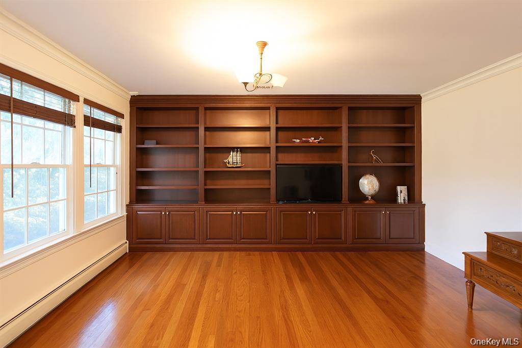 35 Moss Lane Property Photo 17
