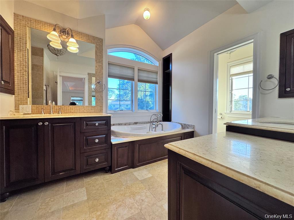 35 Moss Lane Property Photo 22