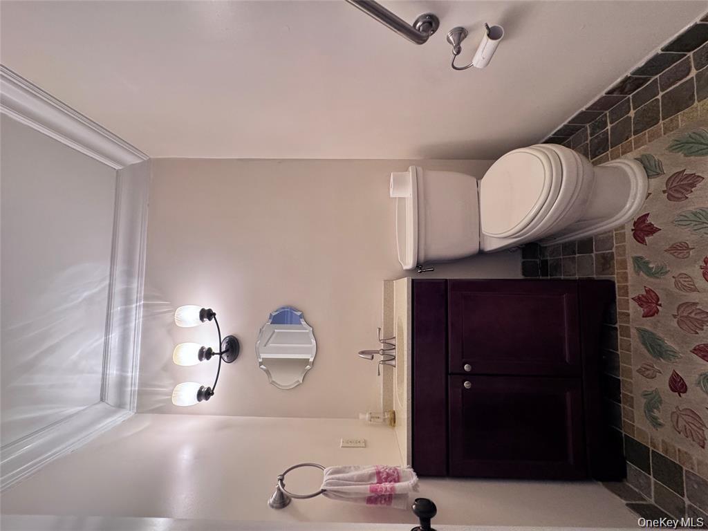 35 Moss Lane Property Photo 28