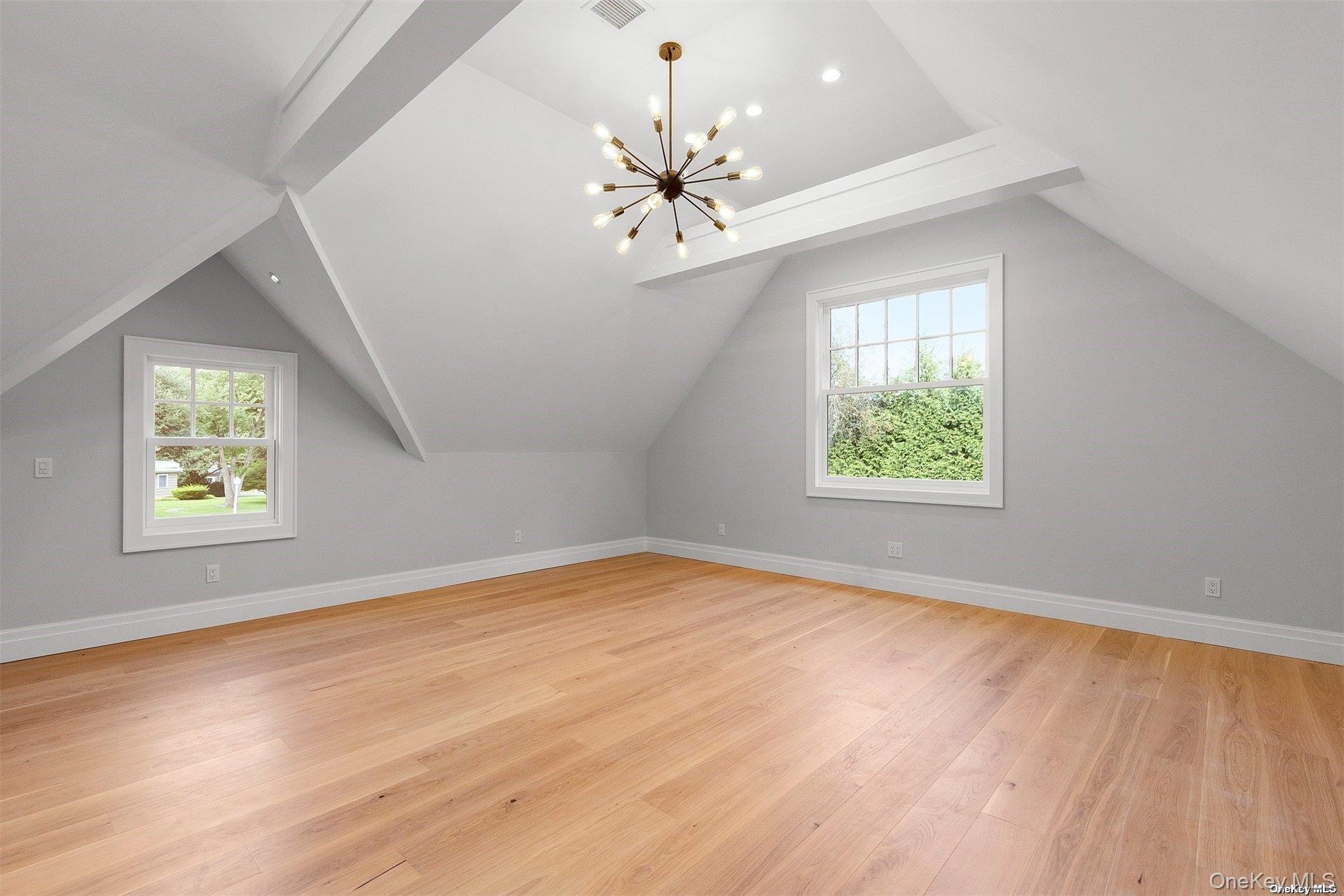 50 South Drive Property Photo 23