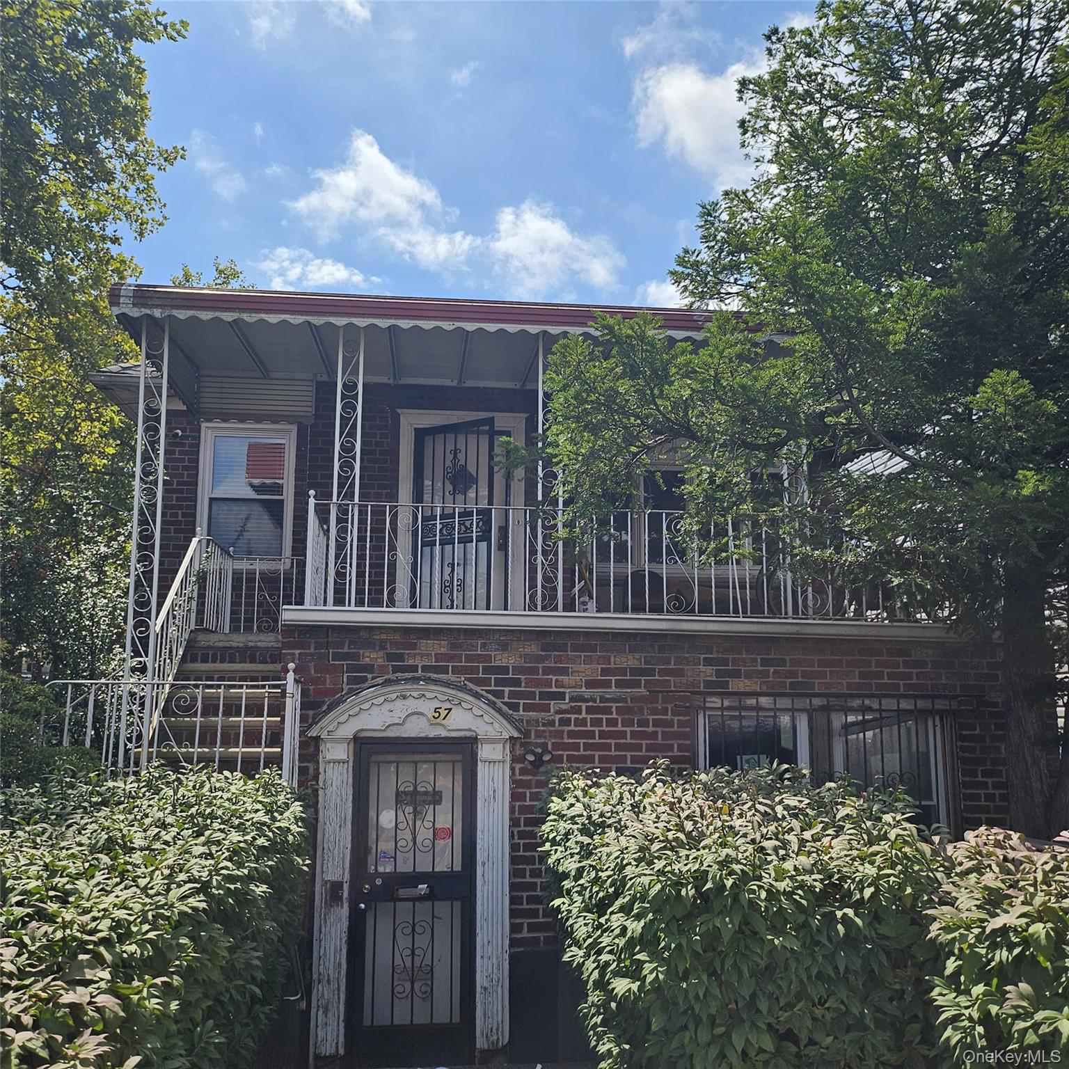 576 Linden Boulevard Property Photo 1