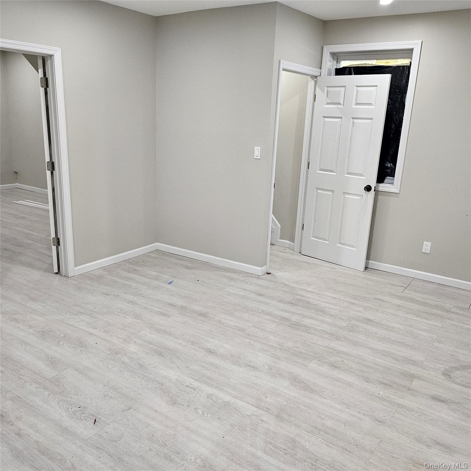 576 Linden Boulevard Property Photo 7