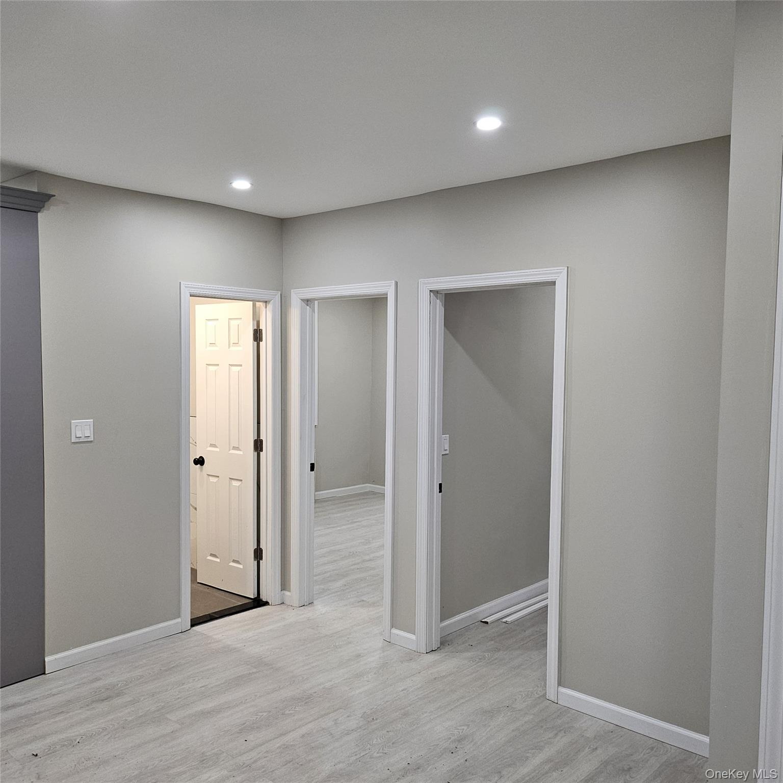 576 Linden Boulevard Property Photo 9