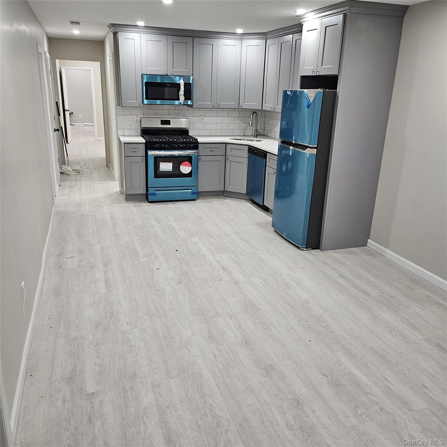 576 Linden Boulevard Property Photo 13