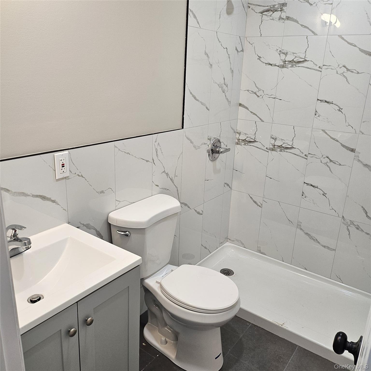 576 Linden Boulevard Property Photo 16