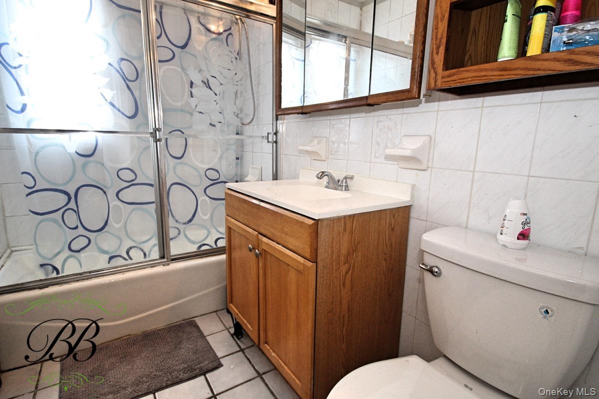 2534 Ralph Avenue Property Photo 10