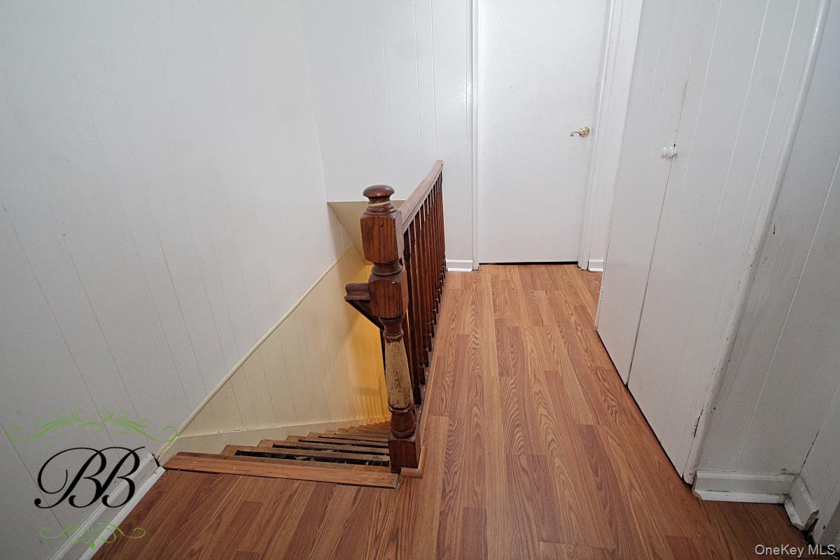 2534 Ralph Avenue Property Photo 11