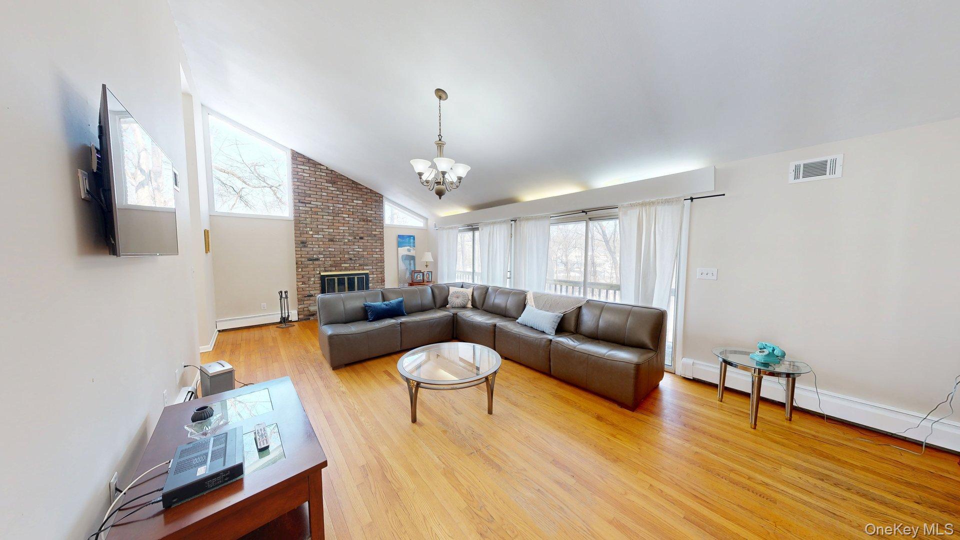 58 Babcock Lane Property Photo 3