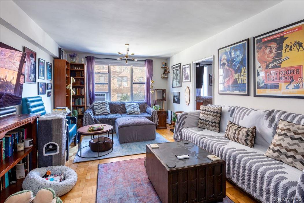 3299 Cambridge Avenue 3e Property Photo 2