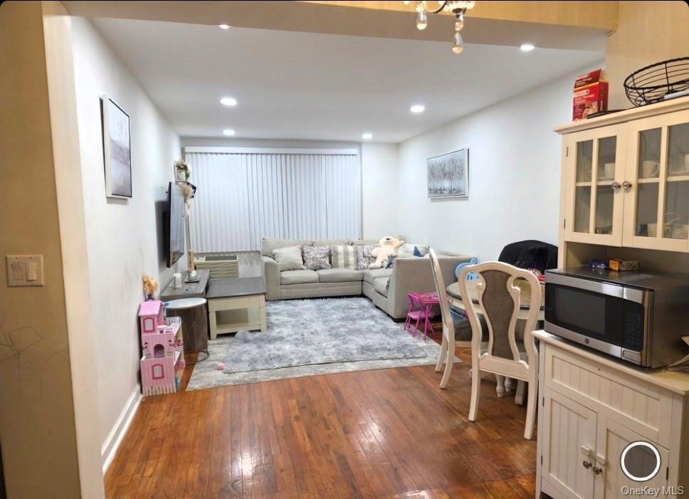 333 Bronx River Road 707 Property Photo 2