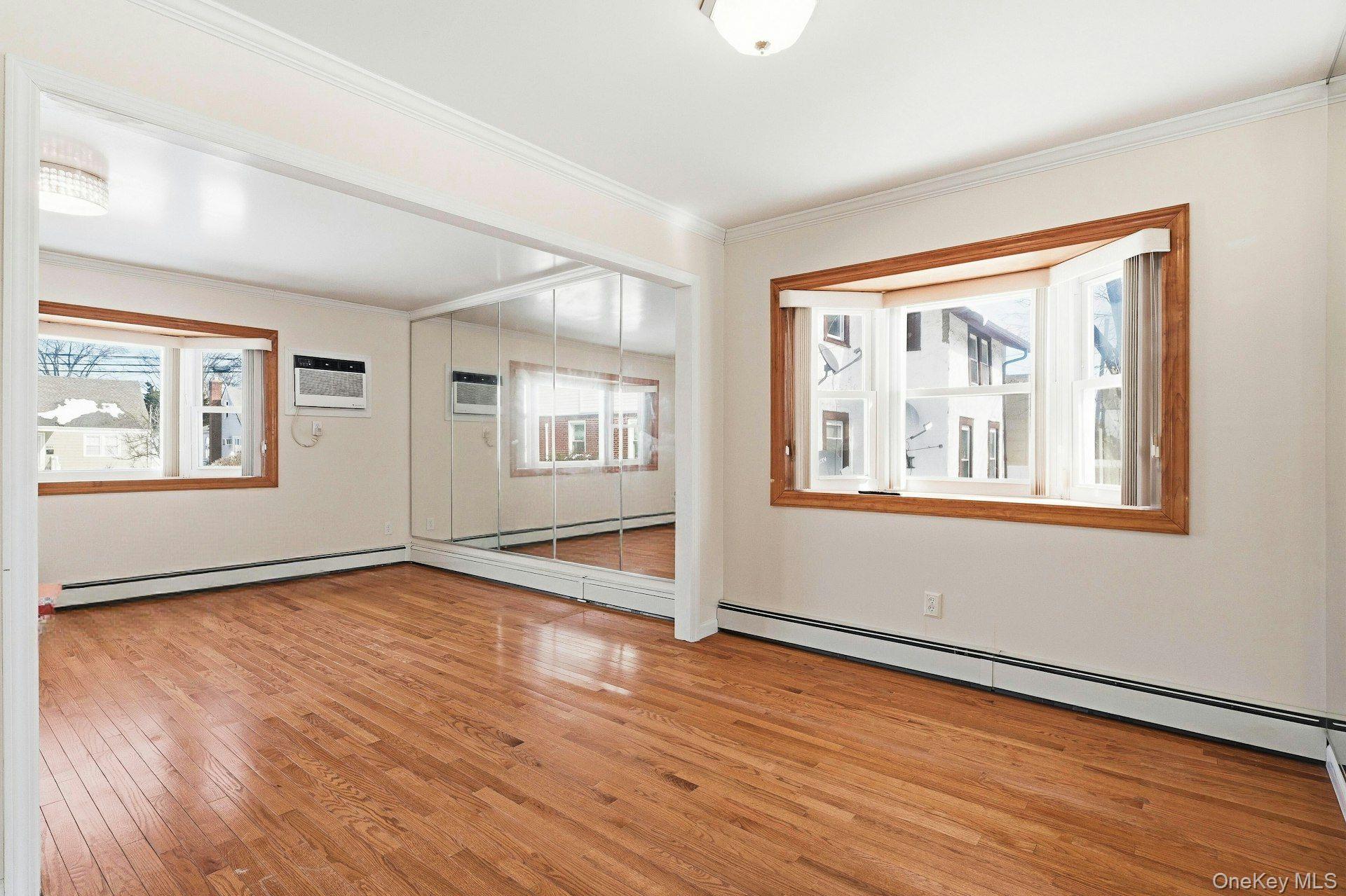 1028 Thomas Avenue Property Photo 10