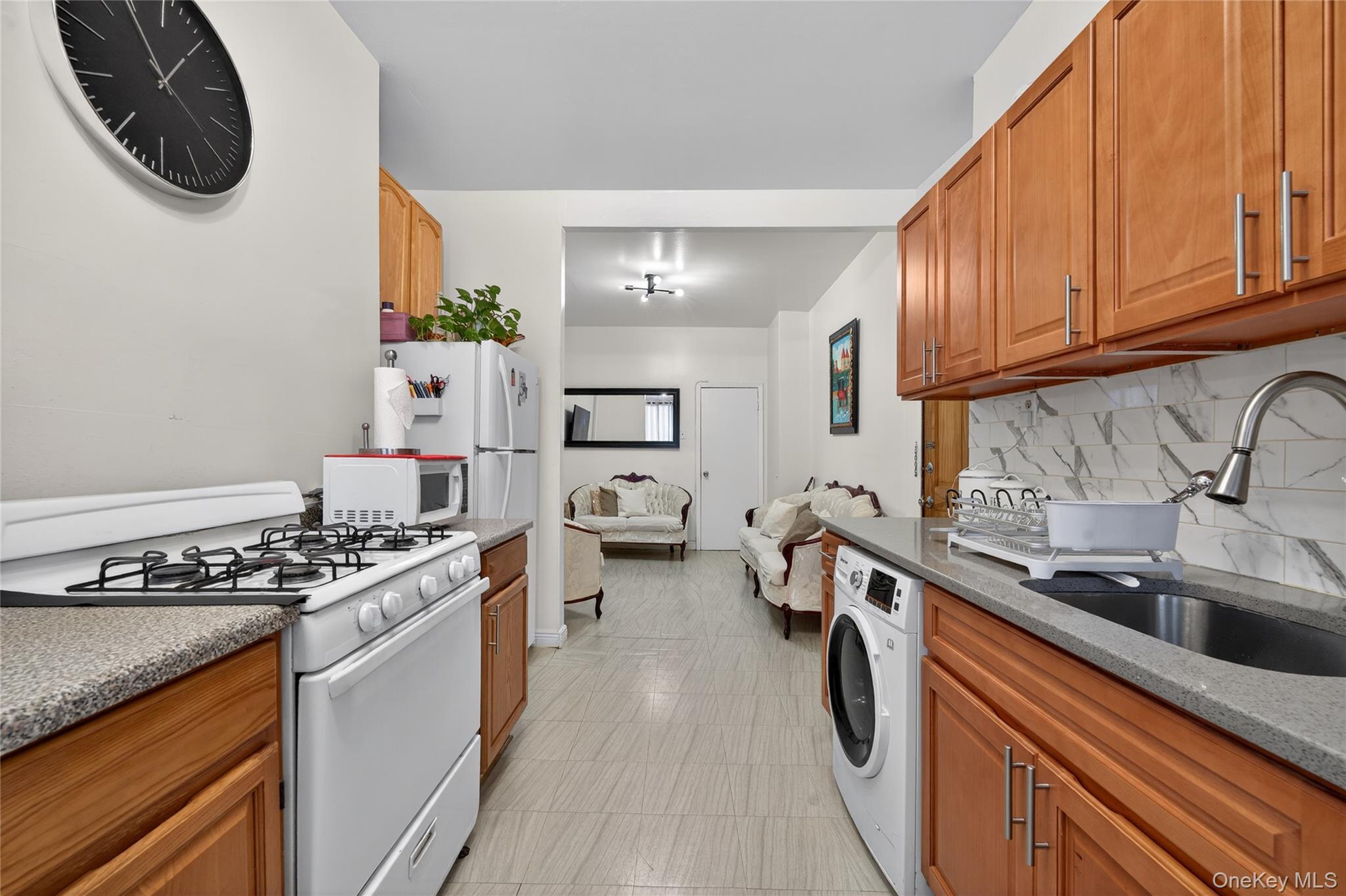 1434 Greene Avenue Property Photo 6